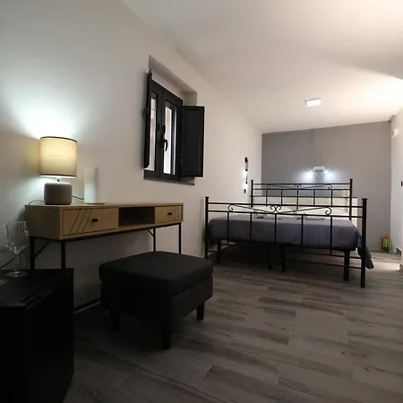 Zaghara Domus Apartmán *